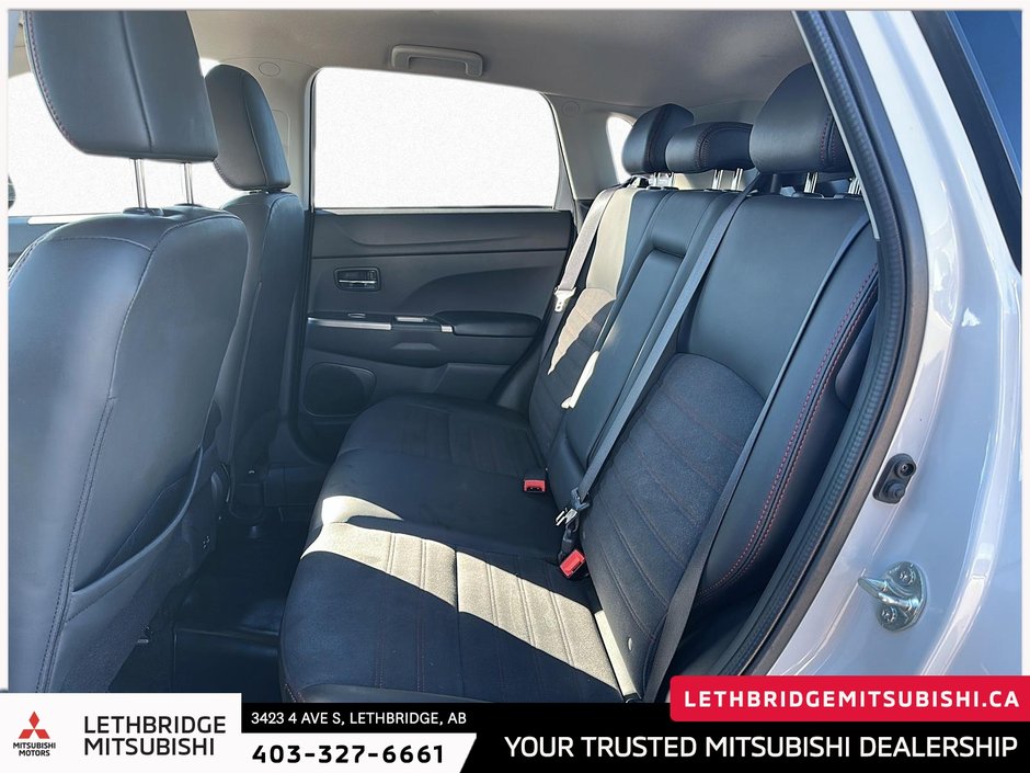 2024 Mitsubishi RVR SEL-16