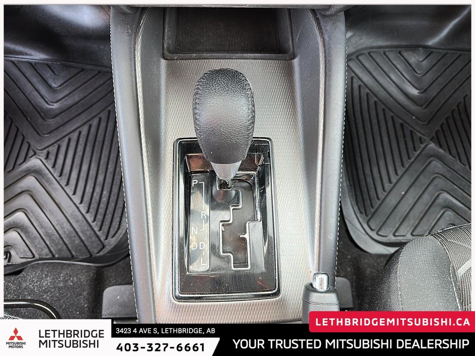 2024 Mitsubishi RVR SE-14