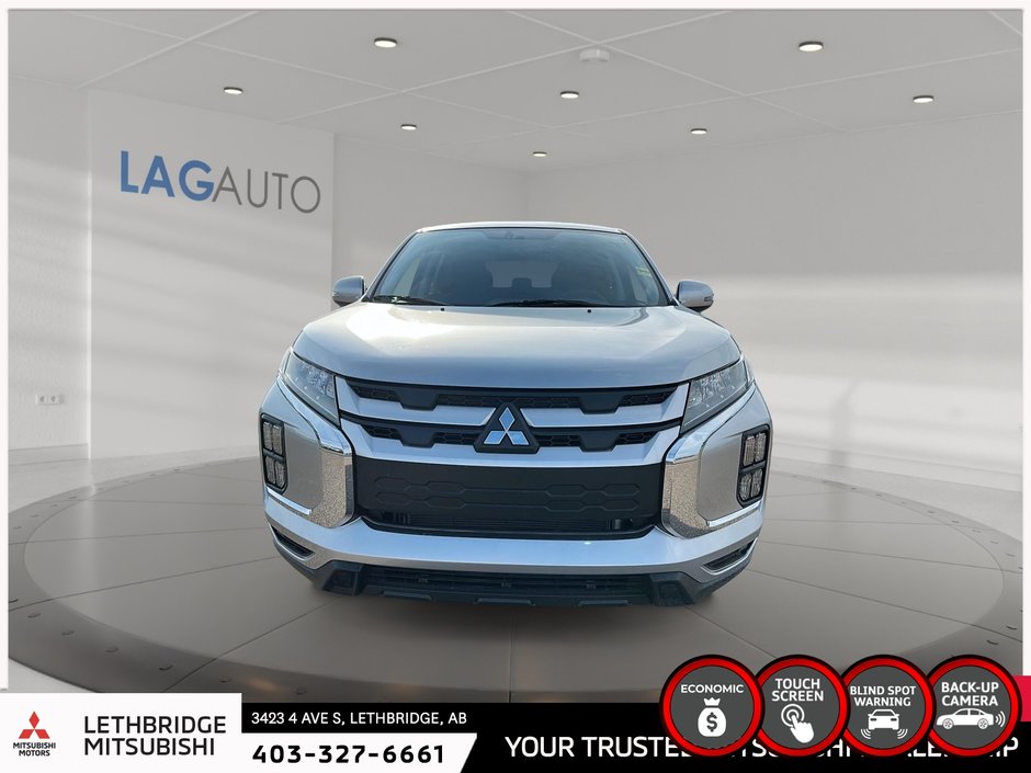 2025 Mitsubishi RVR SE AWC-1