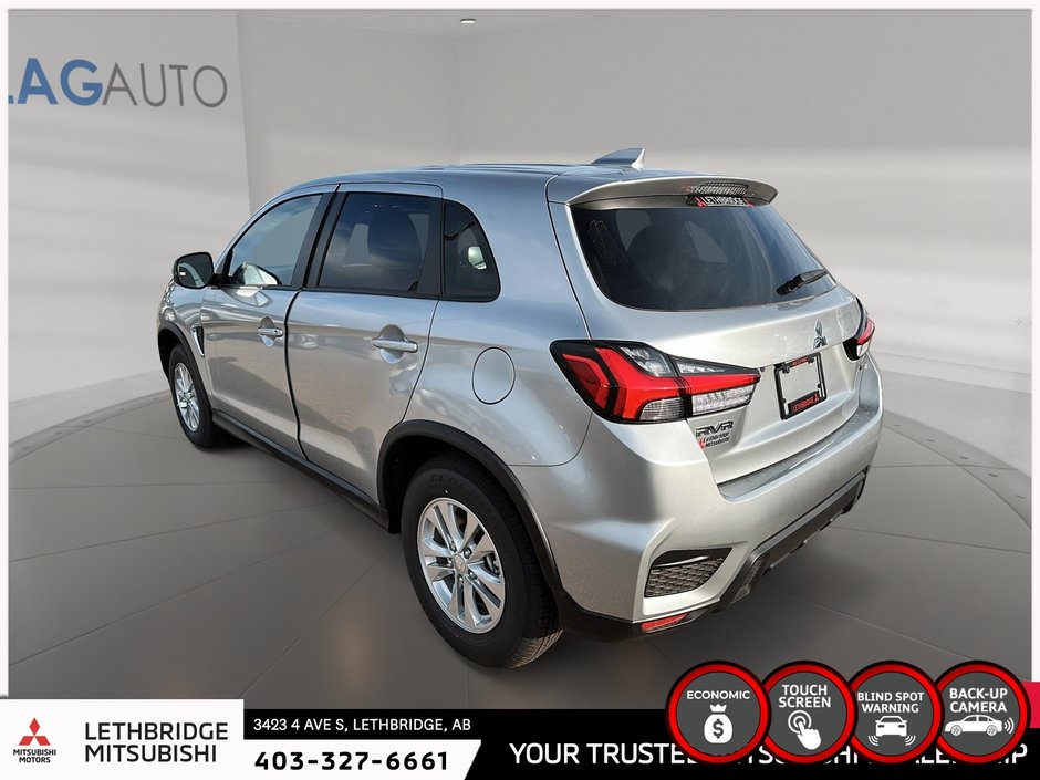 2025 Mitsubishi RVR SE AWC-3