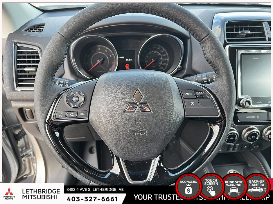 2025 Mitsubishi RVR SE AWC-11