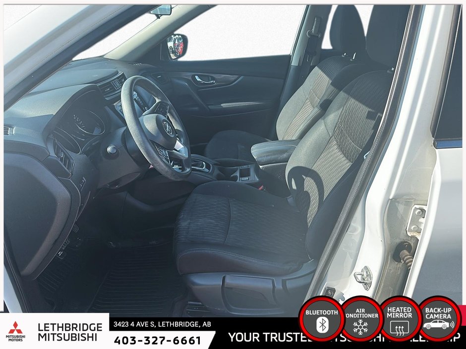2018 Nissan Rogue S-7