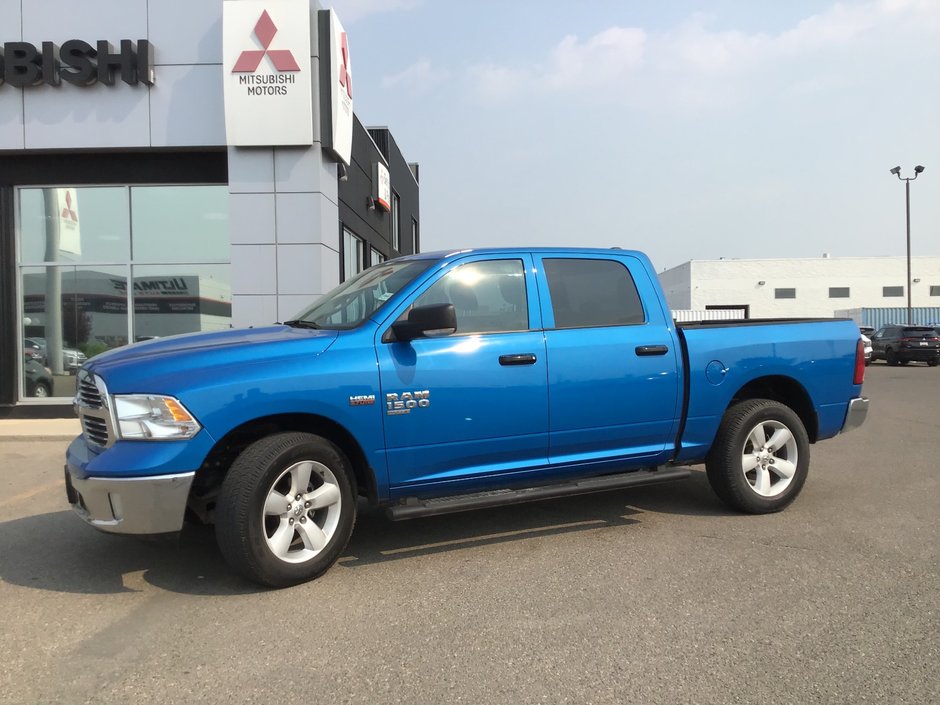 2023 Ram 1500 Classic SLT-0