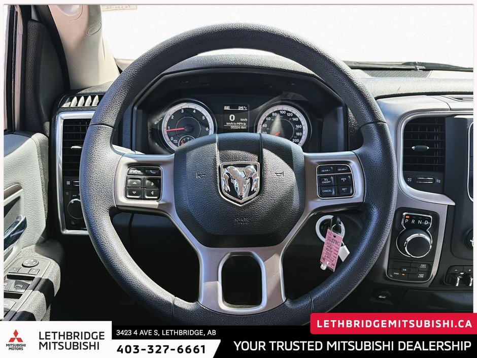 2023 Ram 1500 Classic SLT-12