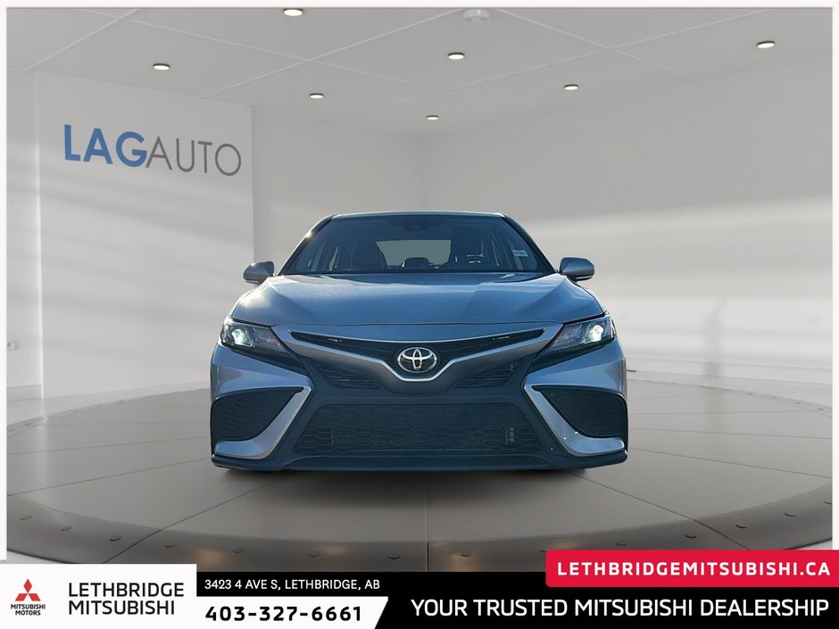 2021 Toyota Camry SE-1