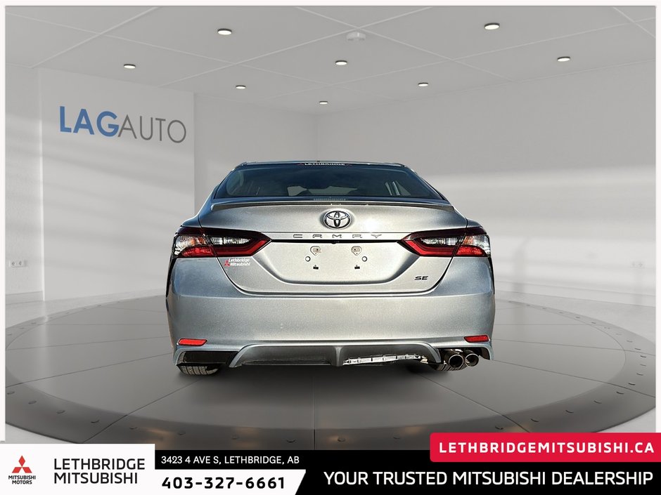 2021 Toyota Camry SE-2