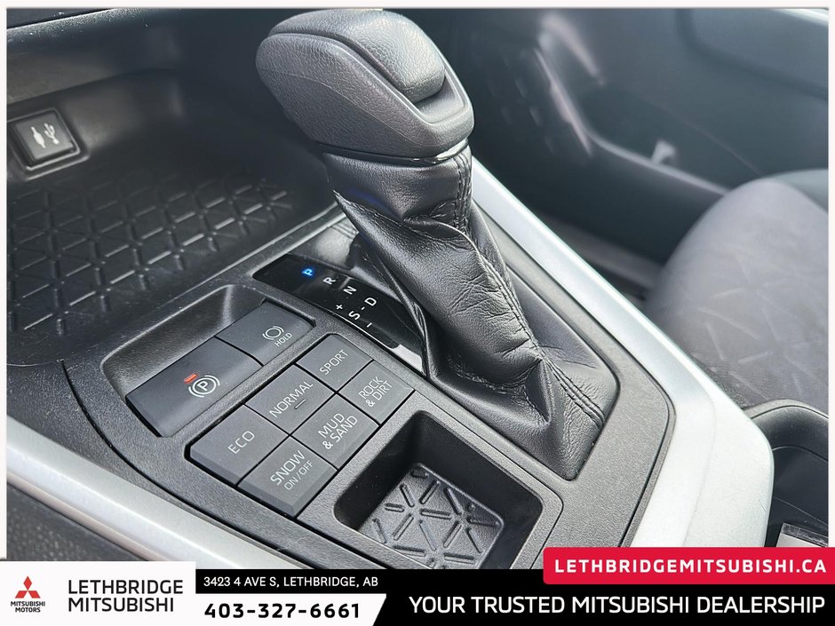 2019 Toyota RAV4 XLE-14