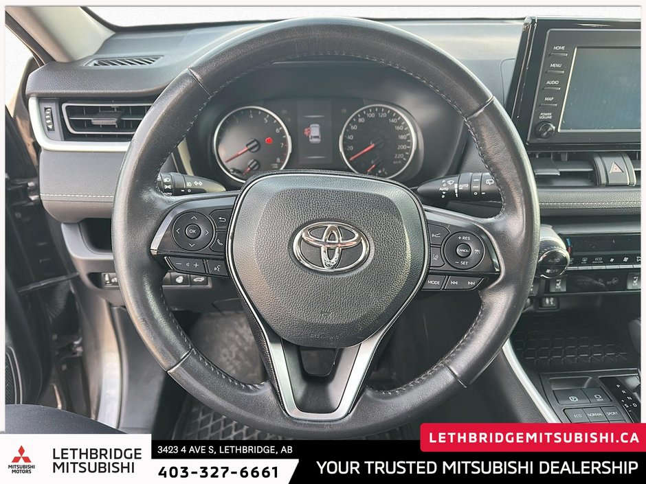 2019 Toyota RAV4 XLE-11