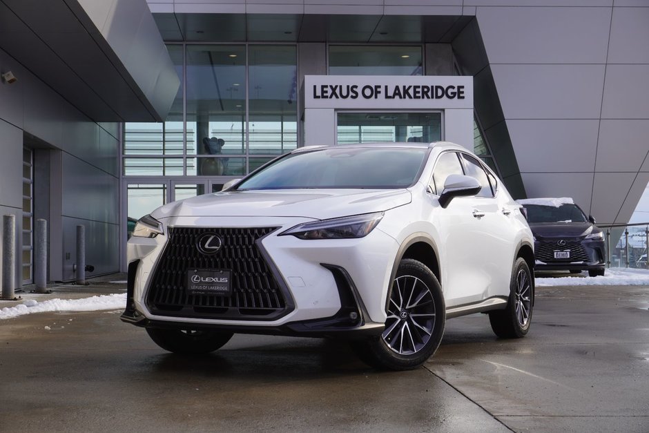 2024 Lexus NX 250 AWD 9.8 DISPLAY|WIRELESS|CAMERA|BLIND SPOT|EC in Ajax, Ontario at Lakeridge Auto Gallery - w940px