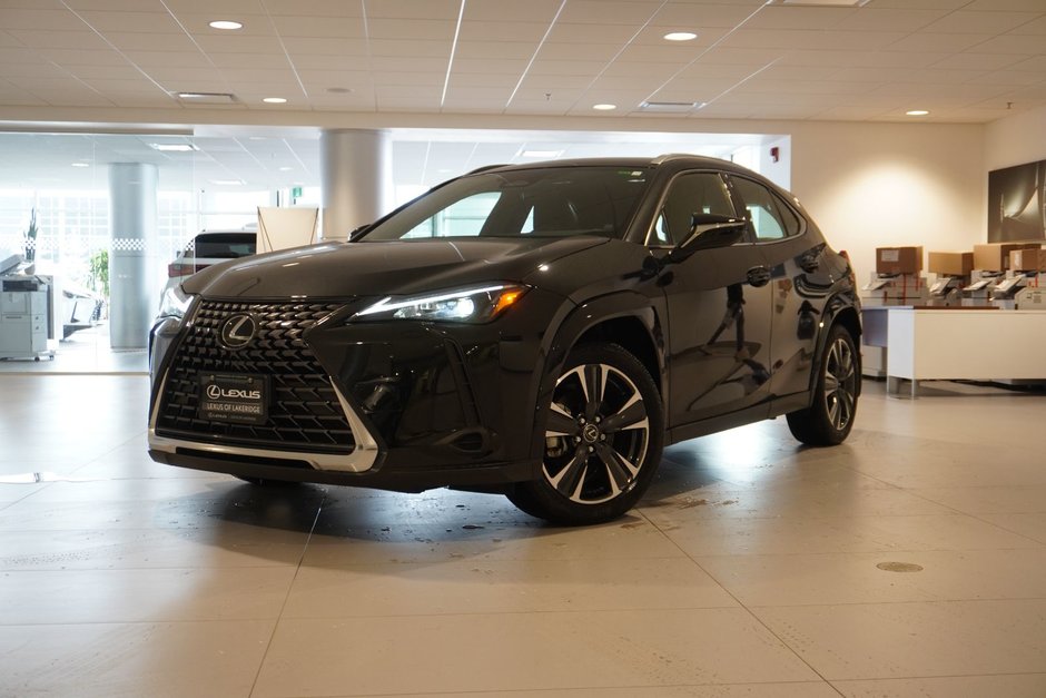 2025 Lexus UX 300h PREMIUM|BLINDSPOT|MOONROOF|H/STEERING in Ajax, Ontario at Lakeridge Auto Gallery - w940px