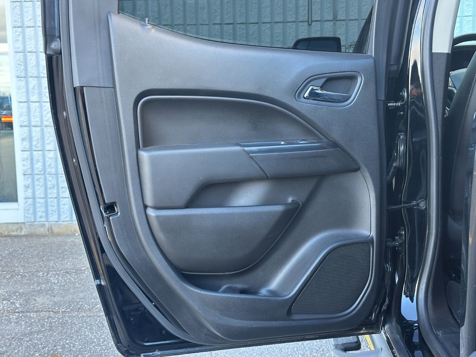 2021 Chevrolet Colorado 4WD ZR2-35