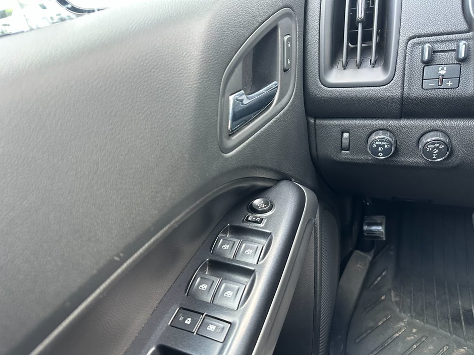 2021 Chevrolet Colorado 4WD ZR2-11