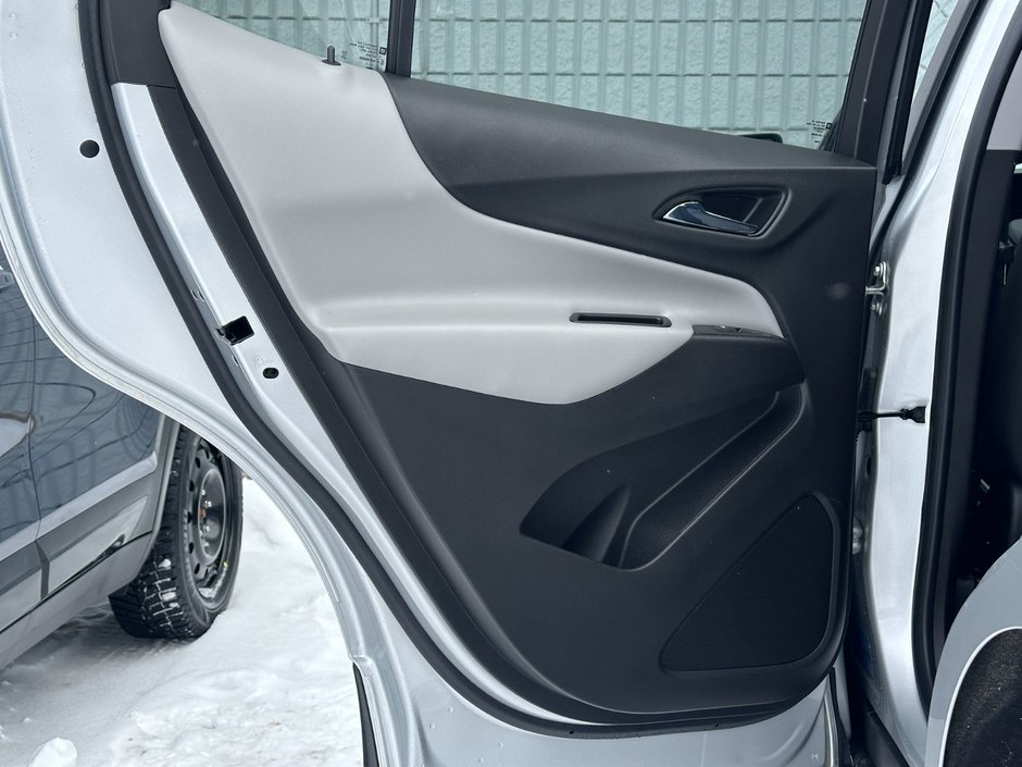 Chevrolet Equinox LT 2022-33