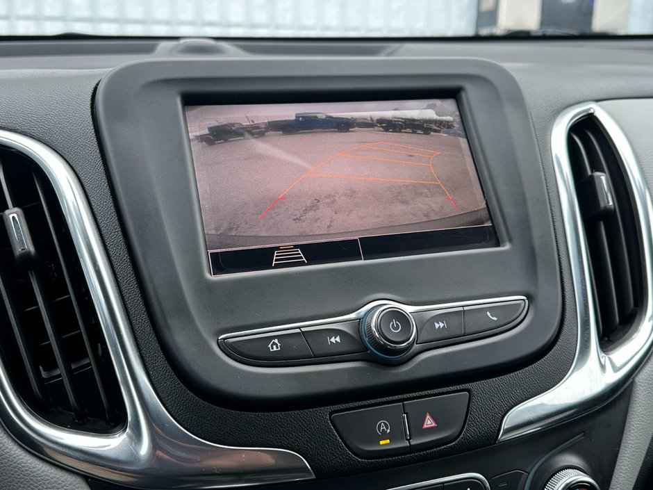 Chevrolet Equinox LT 2022-27