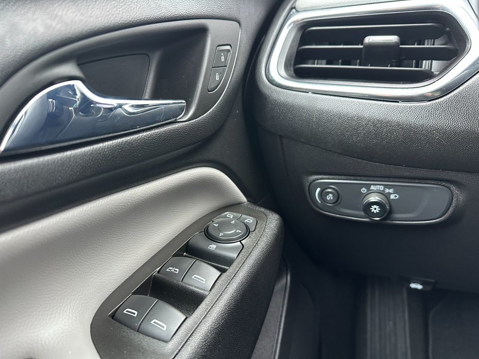 Chevrolet Equinox LT 2022-12