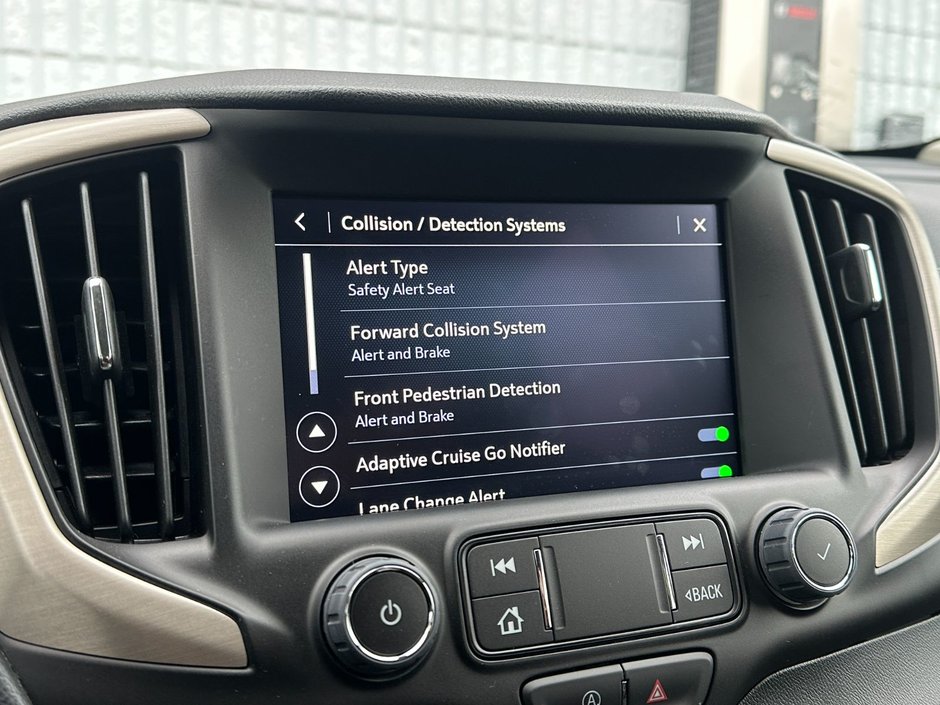 2024 GMC Terrain Denali-26