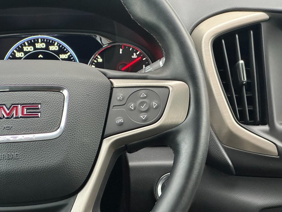 2024 GMC Terrain Denali-19