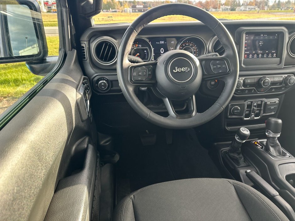 2023 Jeep Gladiator Sport S-11