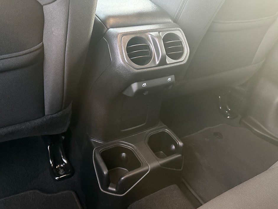 2023 Jeep Gladiator Sport S-34