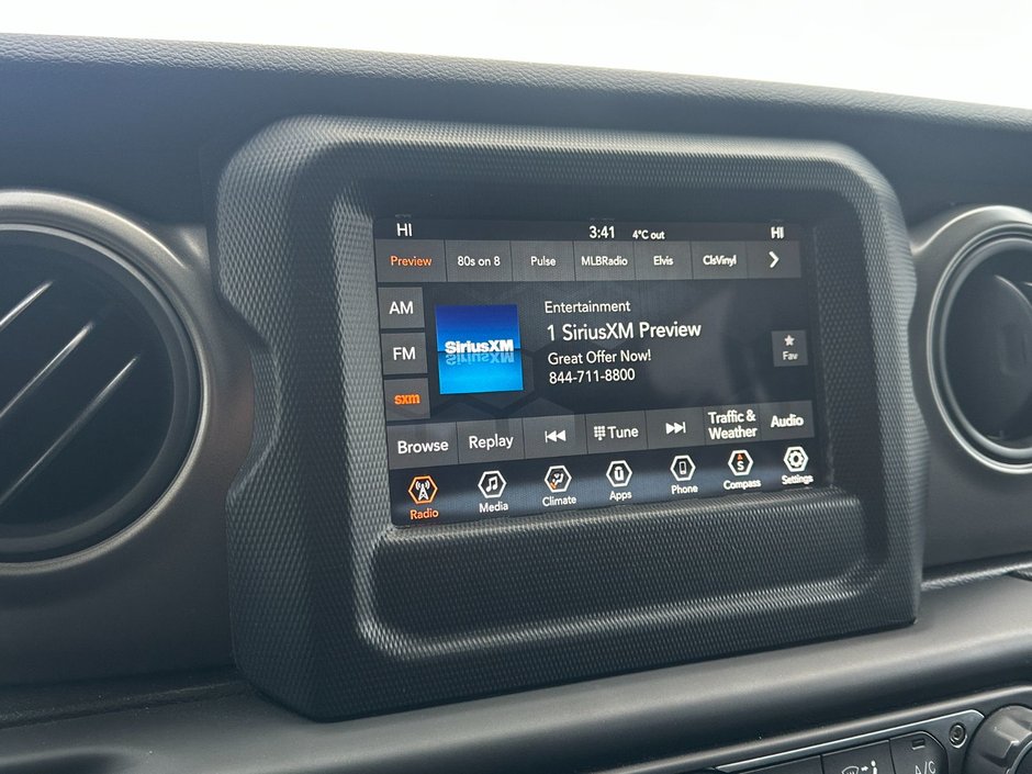 2023 Jeep Gladiator Sport S-21