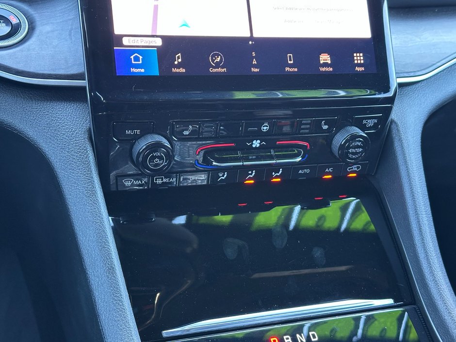 Jeep Grand Cherokee Limited 2024-42