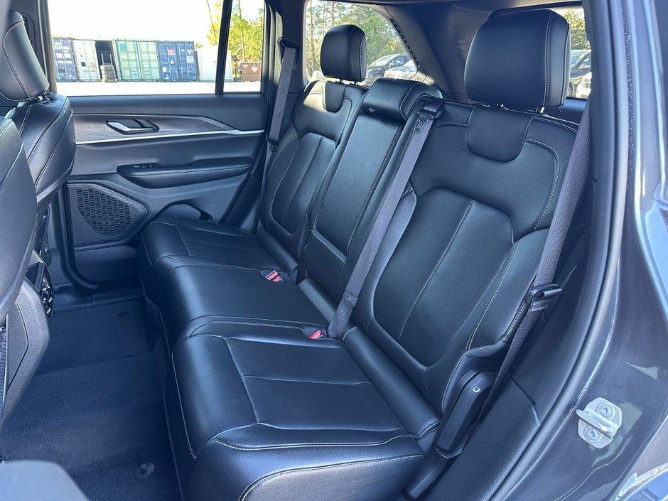 Jeep Grand Cherokee Limited 2024-49