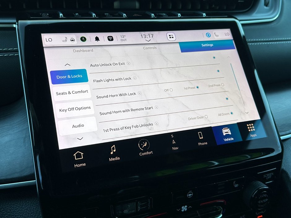 Jeep Grand Cherokee Limited 2024-32