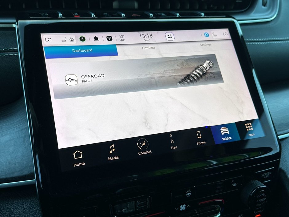 Jeep Grand Cherokee Limited 2024-34