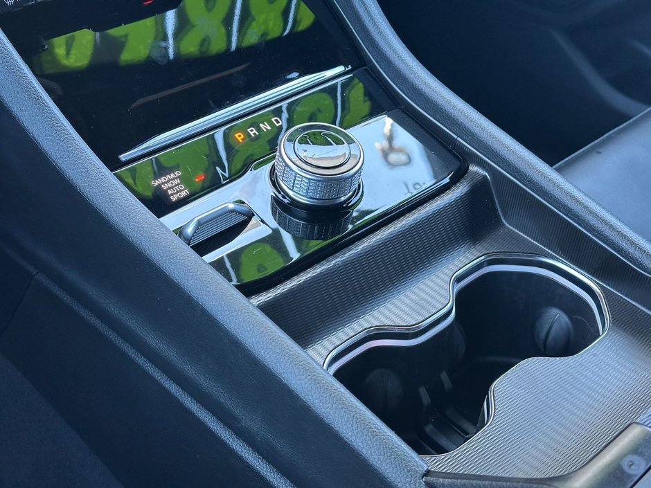 Jeep Grand Cherokee Limited 2024-44