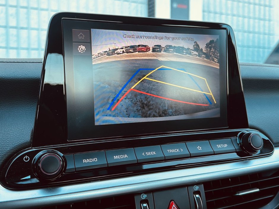 Kia Forte EX 2022-33