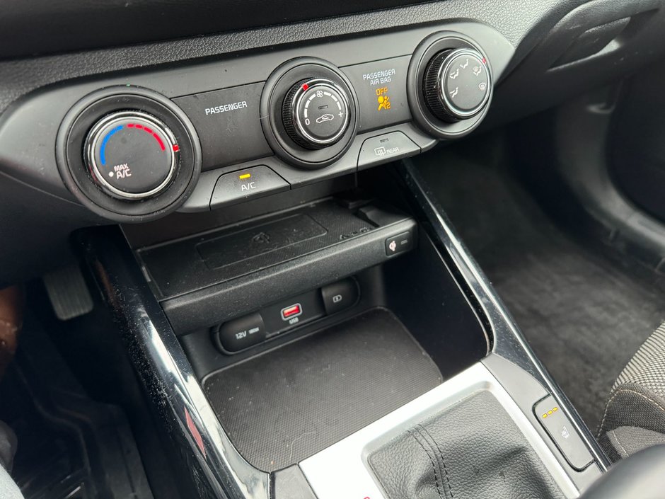2022 Kia Forte EX-36