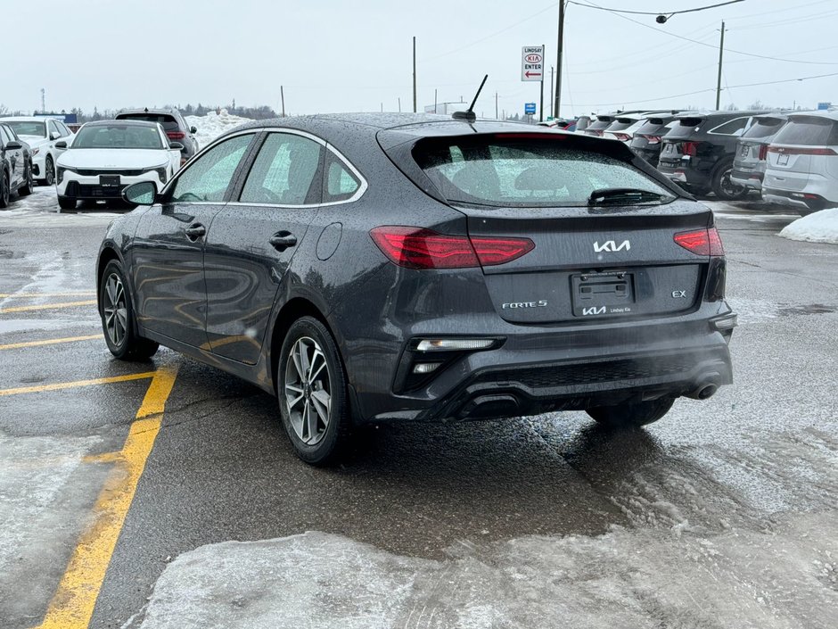 2022 Kia Forte EX-3