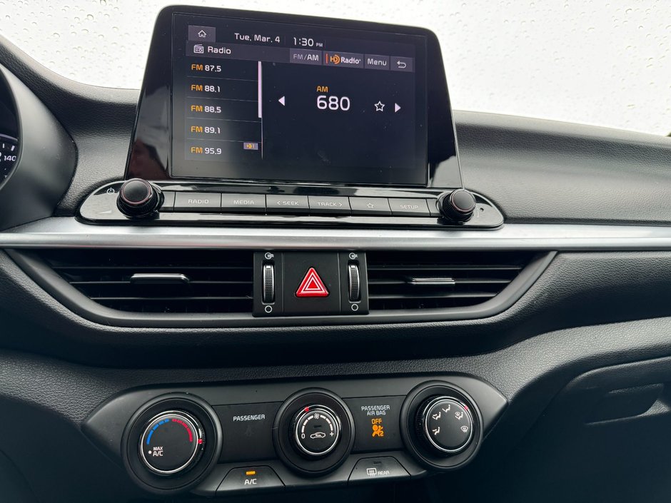 2022 Kia Forte EX-32