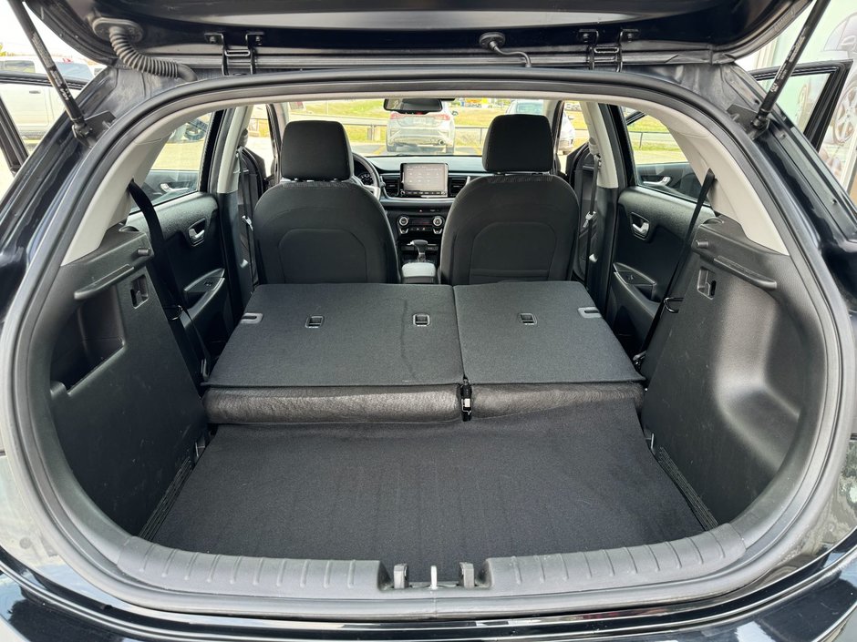 2023 Kia Rio 5-door EX Premium-43