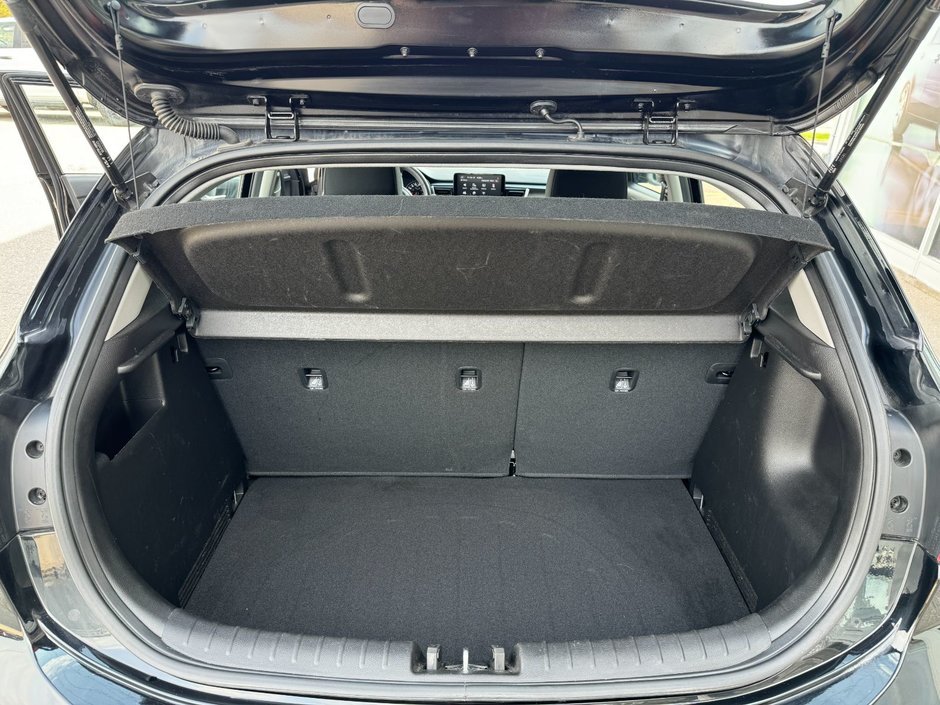 2023 Kia Rio 5-door EX Premium-40
