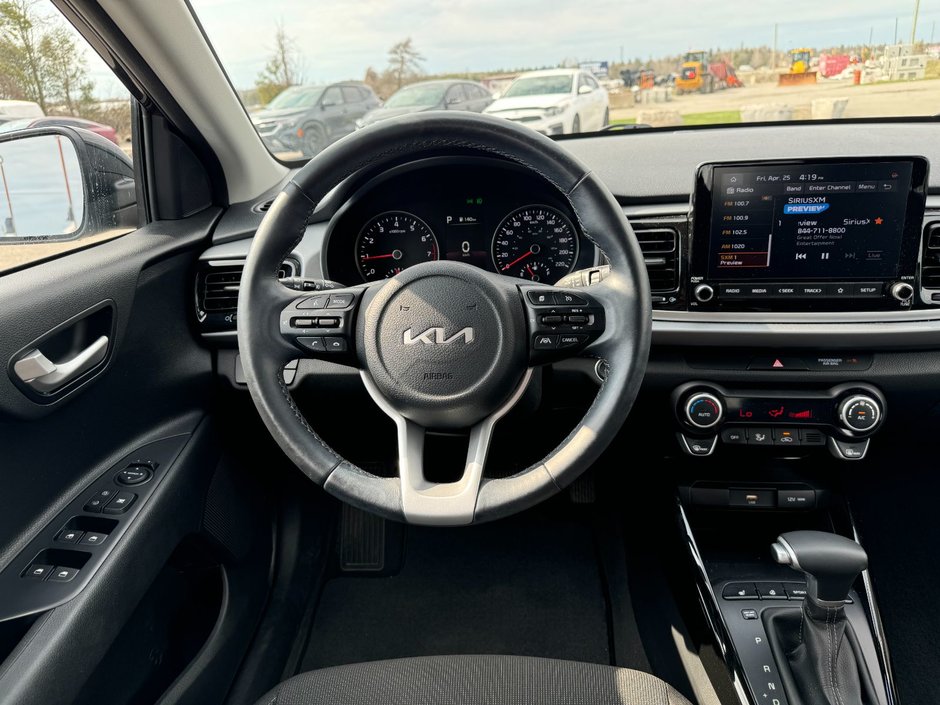 2023 Kia Rio 5-door EX Premium-9