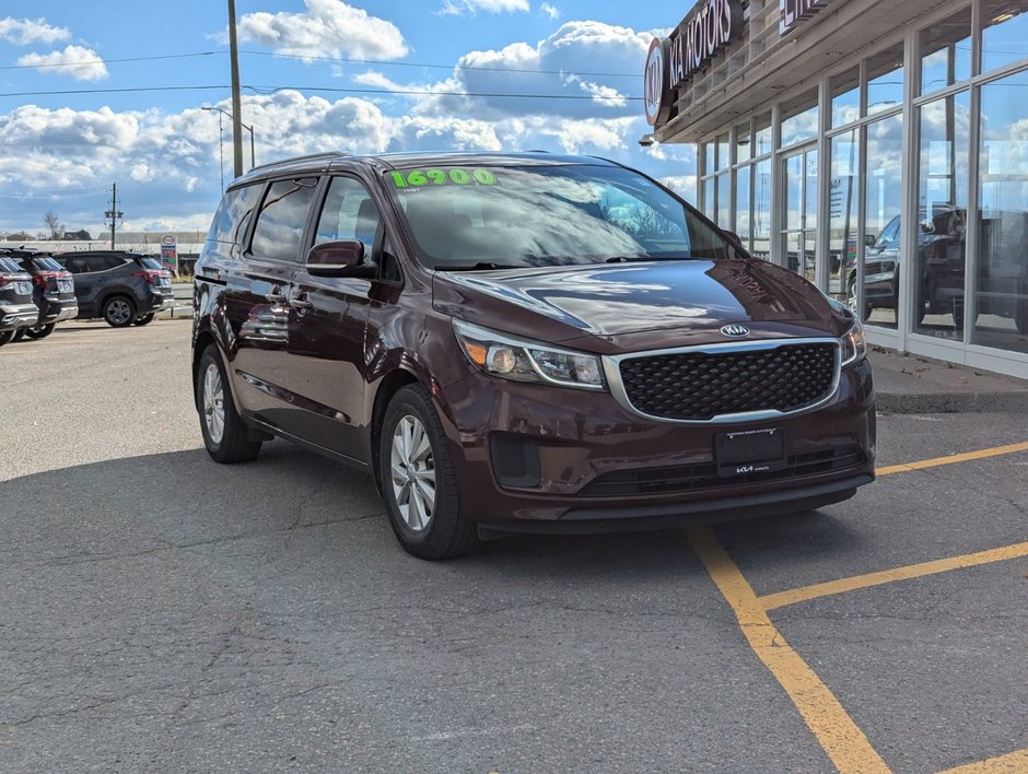 2018 Kia Sedona LX-1