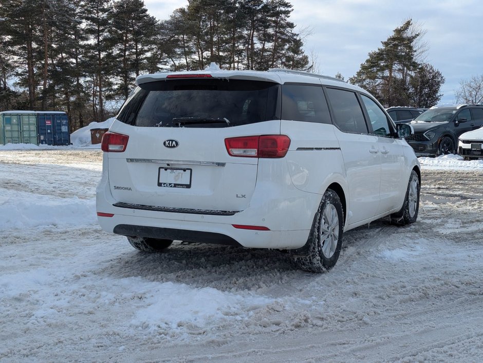 Kia Sedona LX+ FWD 2018-4