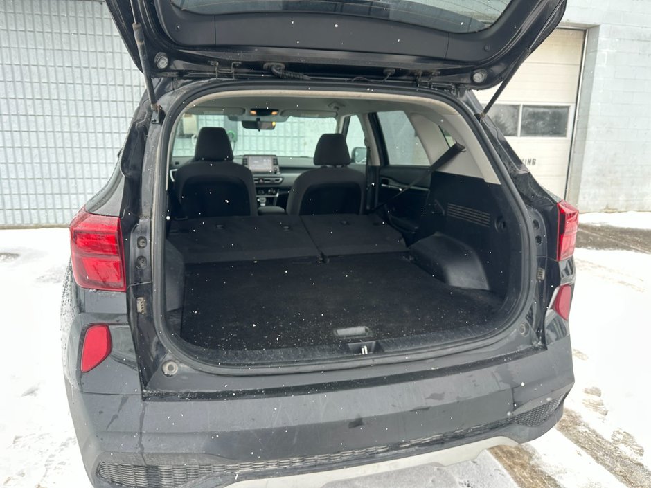 2021 Kia Seltos LX FWD-39