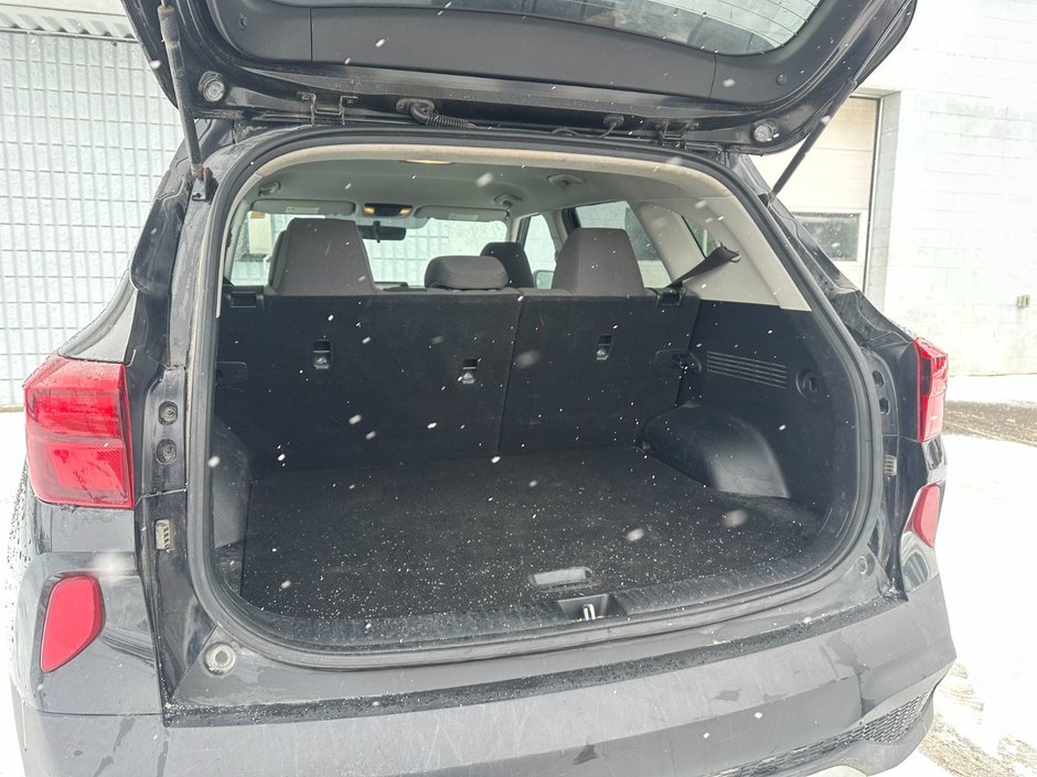 2021 Kia Seltos LX FWD-38