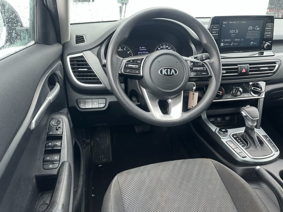2021 Kia Seltos LX FWD-11