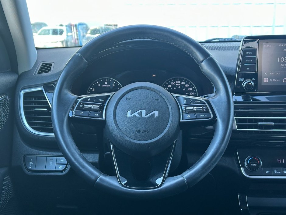 2023 Kia Seltos EX AWD-12