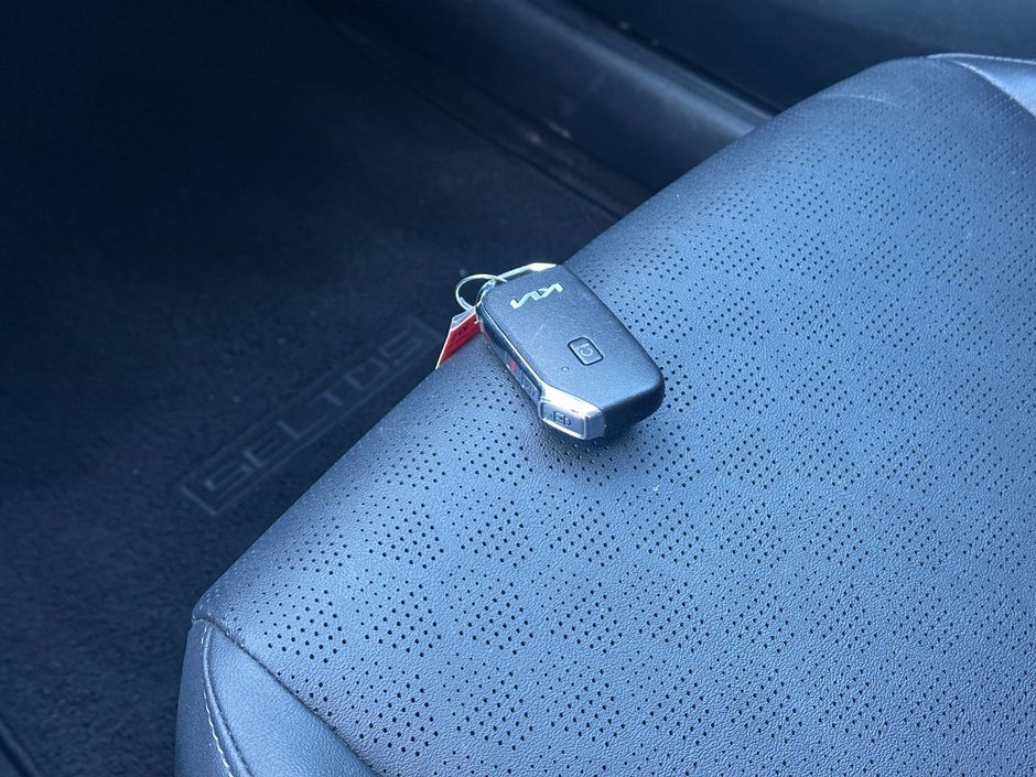 2023 Kia Seltos EX AWD-8