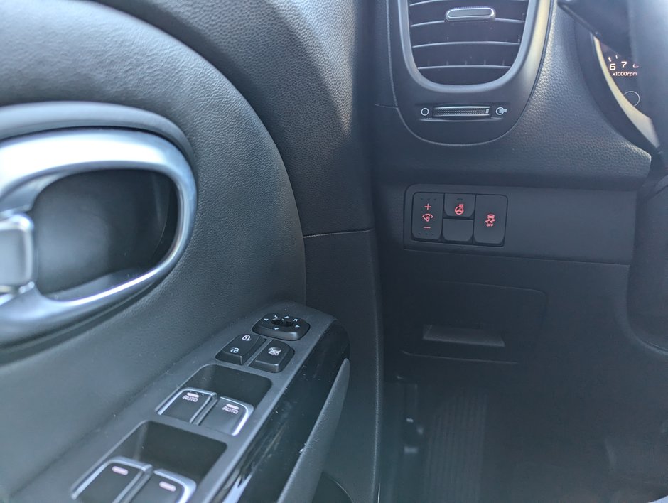 Kia Soul EX AT   Heated Seats, Bluetooth, Backup Camera 2019-10