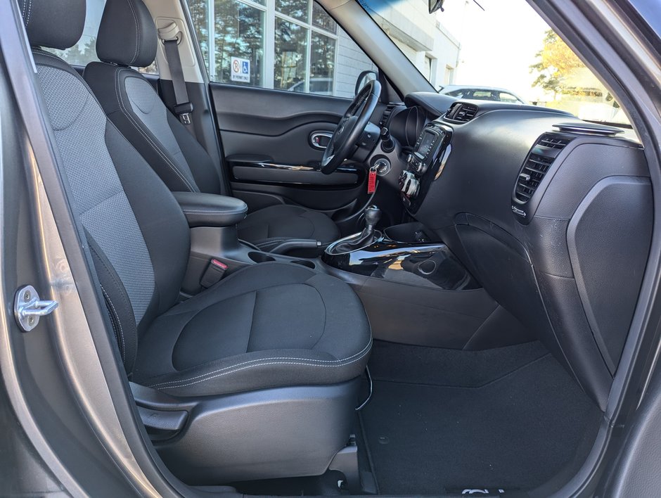 Kia Soul EX AT   Heated Seats, Bluetooth, Backup Camera 2019-7