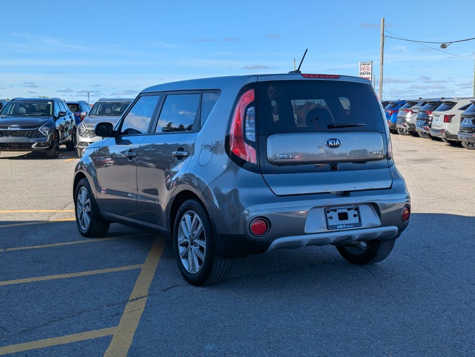 Kia Soul EX AT 2019-1