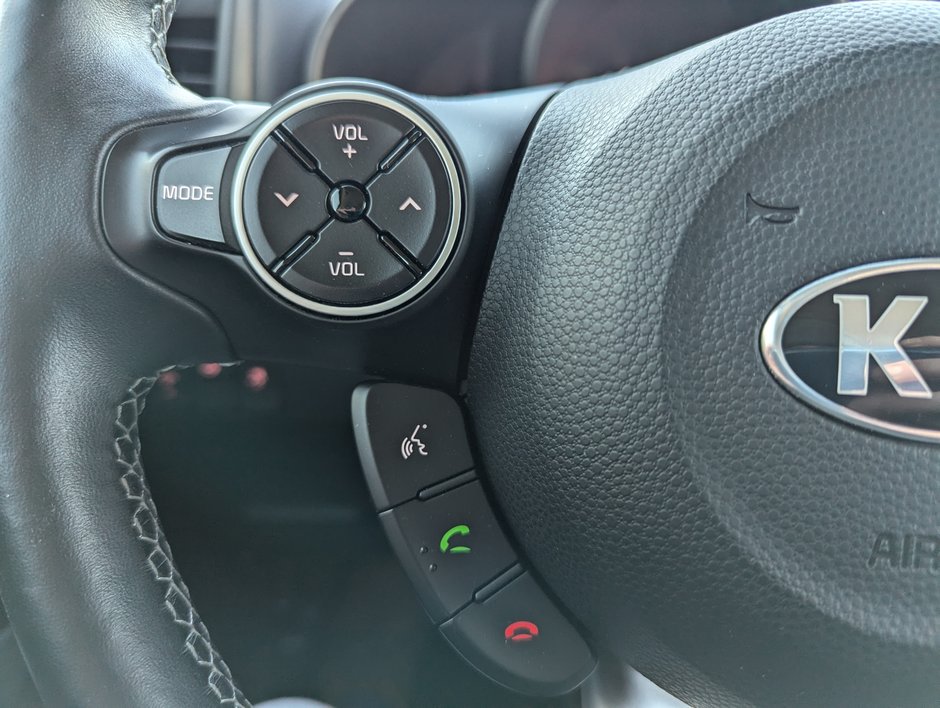 Kia Soul EX AT   Heated Seats, Bluetooth, Backup Camera 2019-11