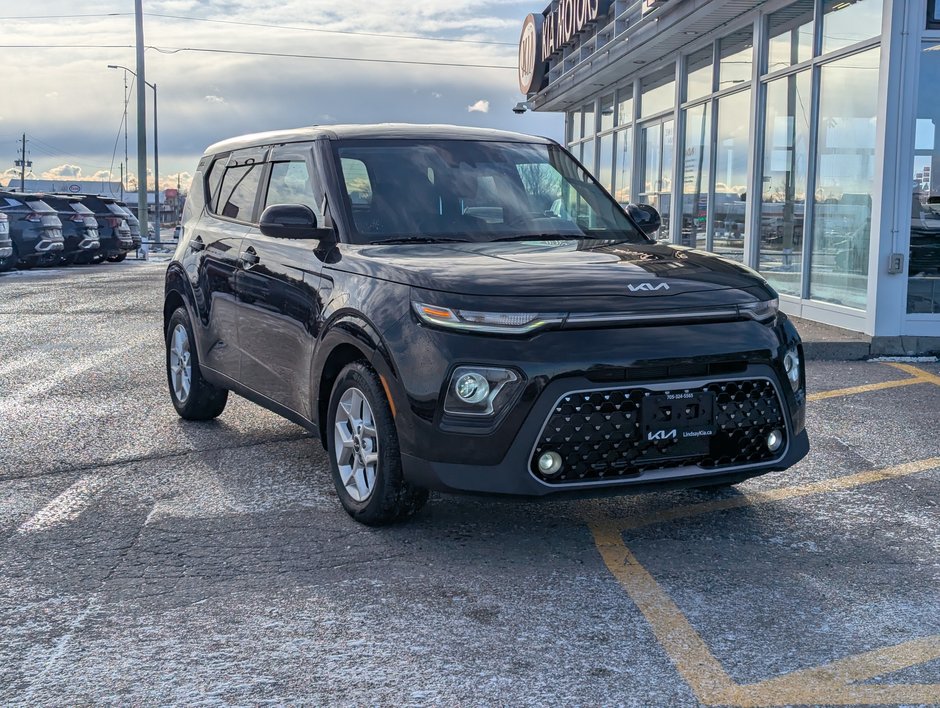 2022 Kia Soul EX IVT   Heated Seats, Backup Camera-1