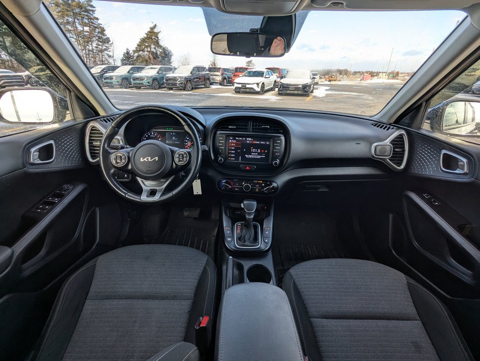 2022 Kia Soul EX IVT   Heated Seats, Backup Camera-8