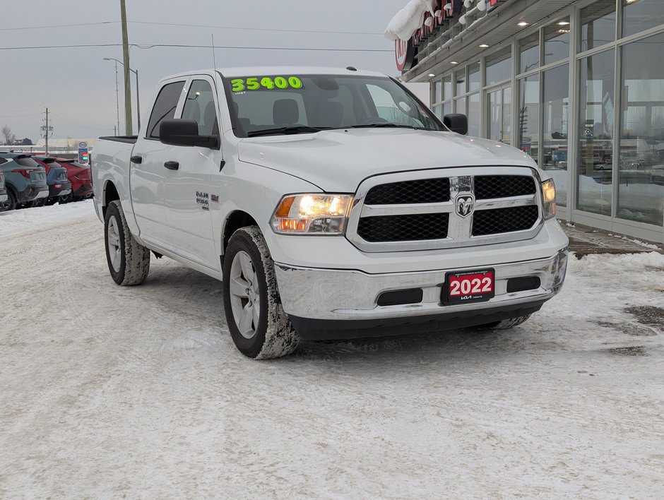 Ram 1500 Classic SLT 4x4 Crew Cab 5'7 Box 2022-5